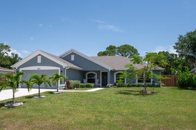 2471 Se Gillette Avenue, House other with 3 bedrooms, 2 bathrooms and null parking in Port St Lucie FL | Image 1