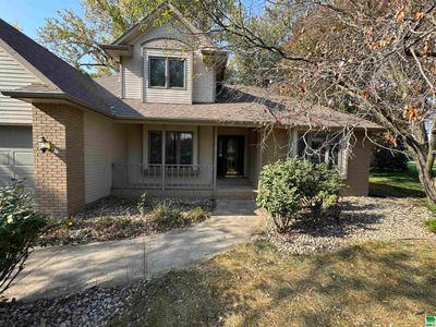 409 N Royal Troon, House other with 4 bedrooms, 3 bathrooms and null parking in Dakota Dunes SD | Image 2