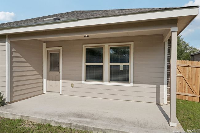 32122 Lemon Mint, House other with 4 bedrooms, 3 bathrooms and null parking in Bulverde TX | Image 35
