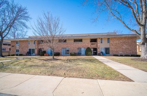 24-11927 W Appleton Avenue, Milwaukee, WI, 53224 | Card Image