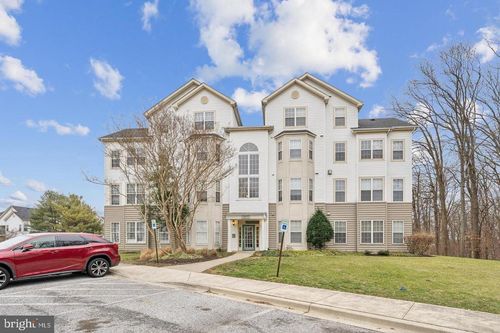 a-104-15605 Everglade Ln, BOWIE, MD, 20716-3255 | Card Image
