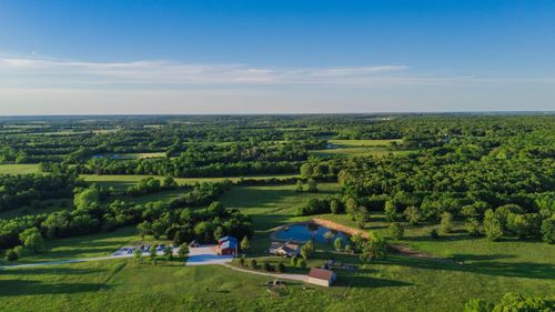 450 E 375th Rd, Dunnegan, MO, 65640-9649 | Card Image