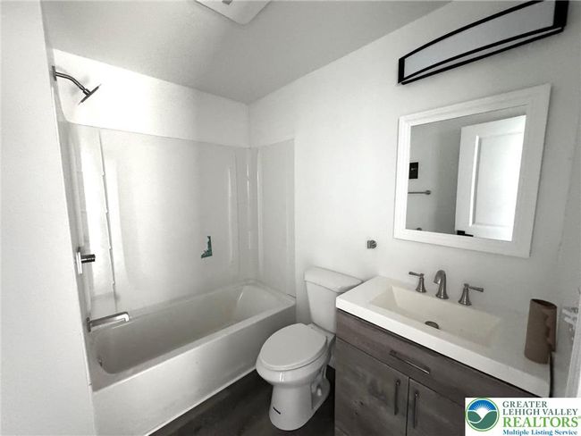 202 - 810 Monocacy St, Condo with 1 bedrooms, 1 bathrooms and null parking in BETHLEHEM PA | Image 17