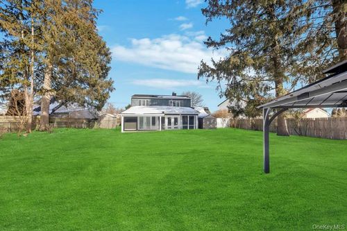 119 Scooter Ln, Hicksville, NY, 11801-6447 | Card Image
