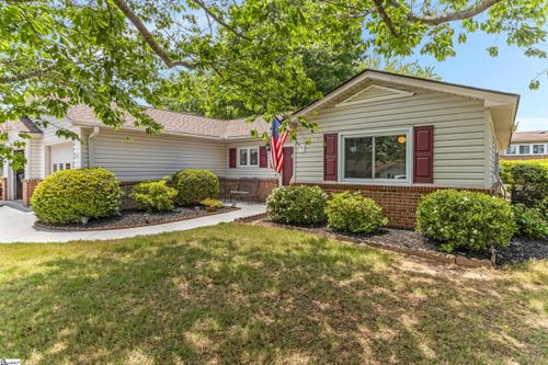 215 Lakeside Cir, Greenville, SC, 29615-5323 | Card Image