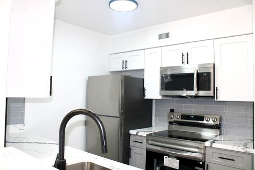 106-2820 N Oakland Forest Dr, Oakland Park, FL, 33309-7623 | Card Image