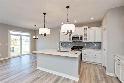 2140 Sun Dusk Way, Marysville, OH, 43040-2643 | Card Image