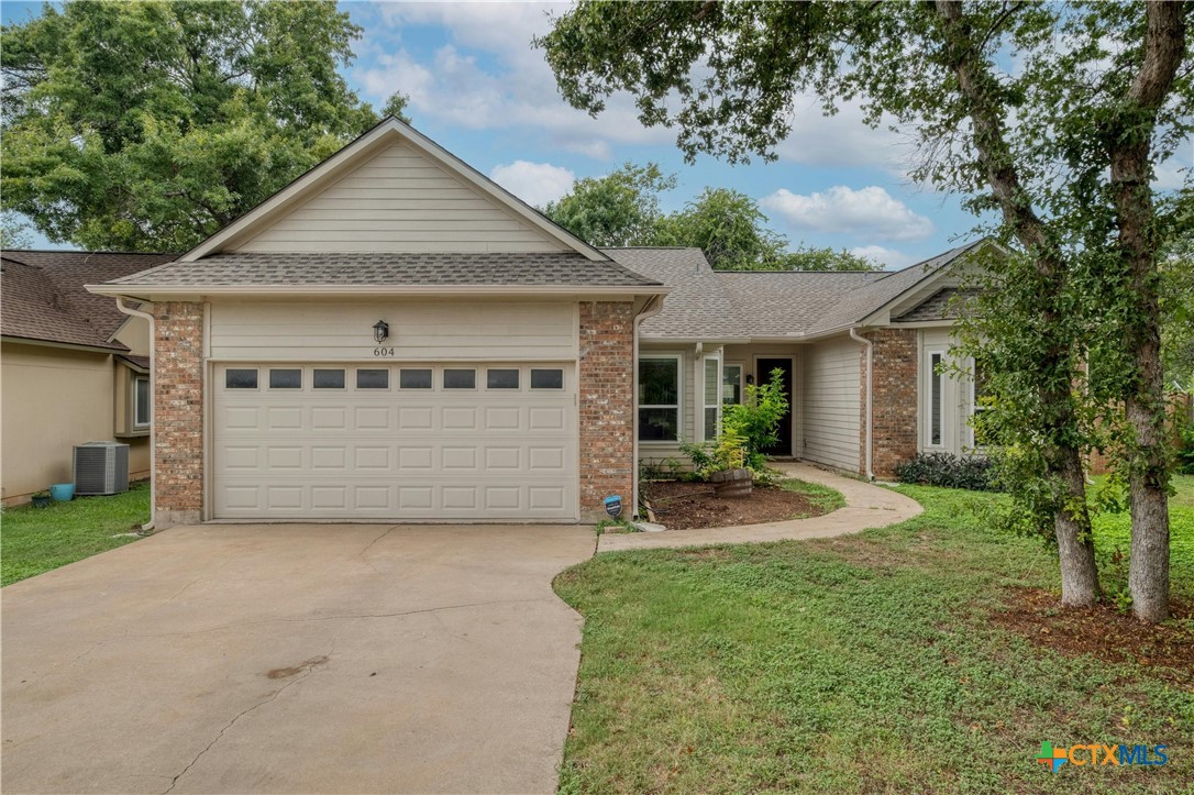 Chinaberry Ct, Cedar Park, TX 78613