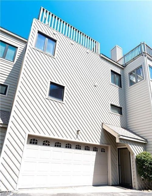26-910 E Ocean View Ave, Norfolk, VA, 23503-1957 | Card Image