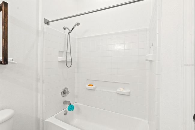 9108 Moonlit Meadows Loop, Townhouse with 2 bedrooms, 3 bathrooms and null parking in RIVERVIEW FL | Image 22