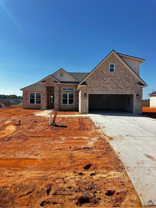 218 Farmland Cir, Perry, GA, 31069-7533 | Card Image