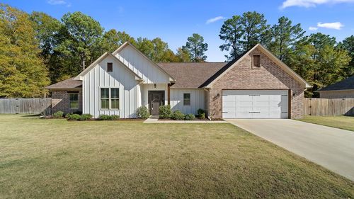 7012 Cameron, Texarkana, TX, 75503-4920 | Card Image