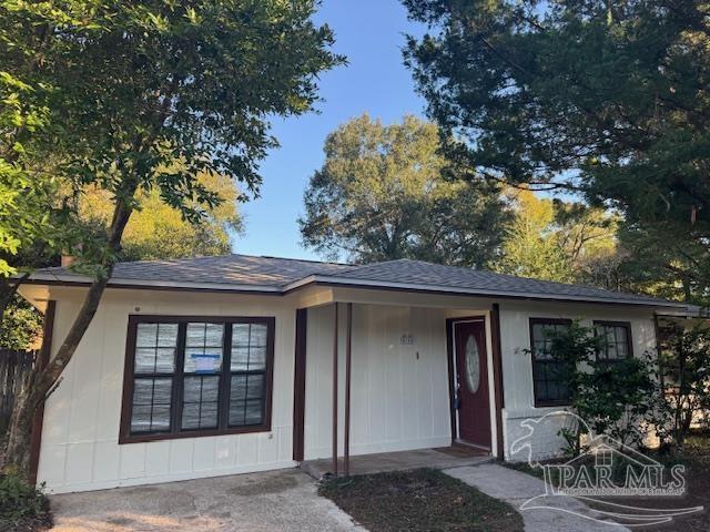 Hickory St, Milton, FL 32570
