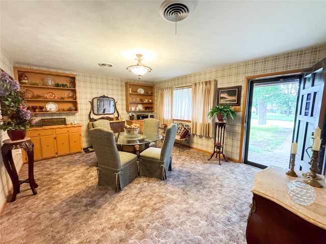 1001 N Avenue H, House other with 3 bedrooms, 3 bathrooms and null parking in Haskell TX | Image 5