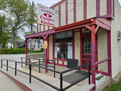 108 W Albion St, Avilla, IN, 46710-2002 | Card Image