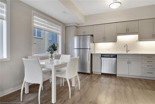 100 Seabrook Dr, Townhouse with 2 bedrooms, 3 bathrooms and 1 parking in Kitchener ON | Image 6