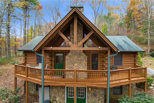 138 Laurelwood Dr, West Jefferson, NC, 28694-9254 | Card Image