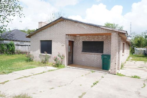 117 Light Company Rd, Pasadena, TX, 77506-1009 | Card Image