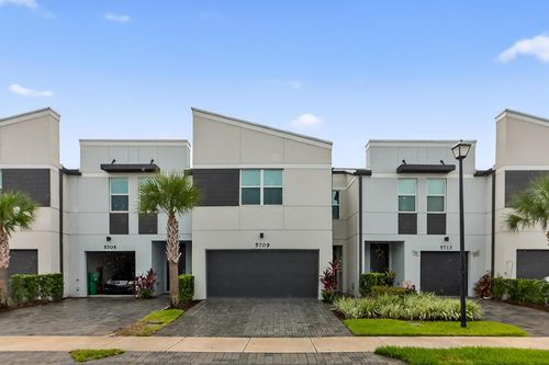 5709 Mentmore Dr, Mangonia Park, FL, 33407-2129 | Card Image