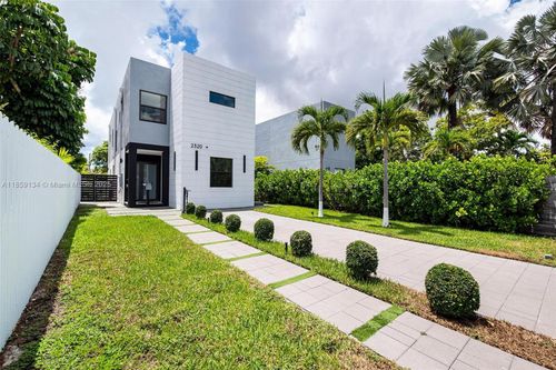 2320 Sw 14th St, Miami, FL, 33145-1204 | Card Image