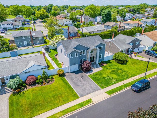 Aerial view of residential area | Image 4