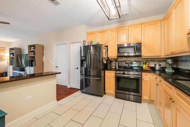 APT-102 - 620 Mchenry Rd, Condo with 2 bedrooms, 2 bathrooms and 1 parking in Wheeling IL | Image 10