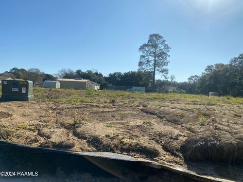 105 Barkhill Dr, Lafayette, LA, 70508-5445 | Card Image