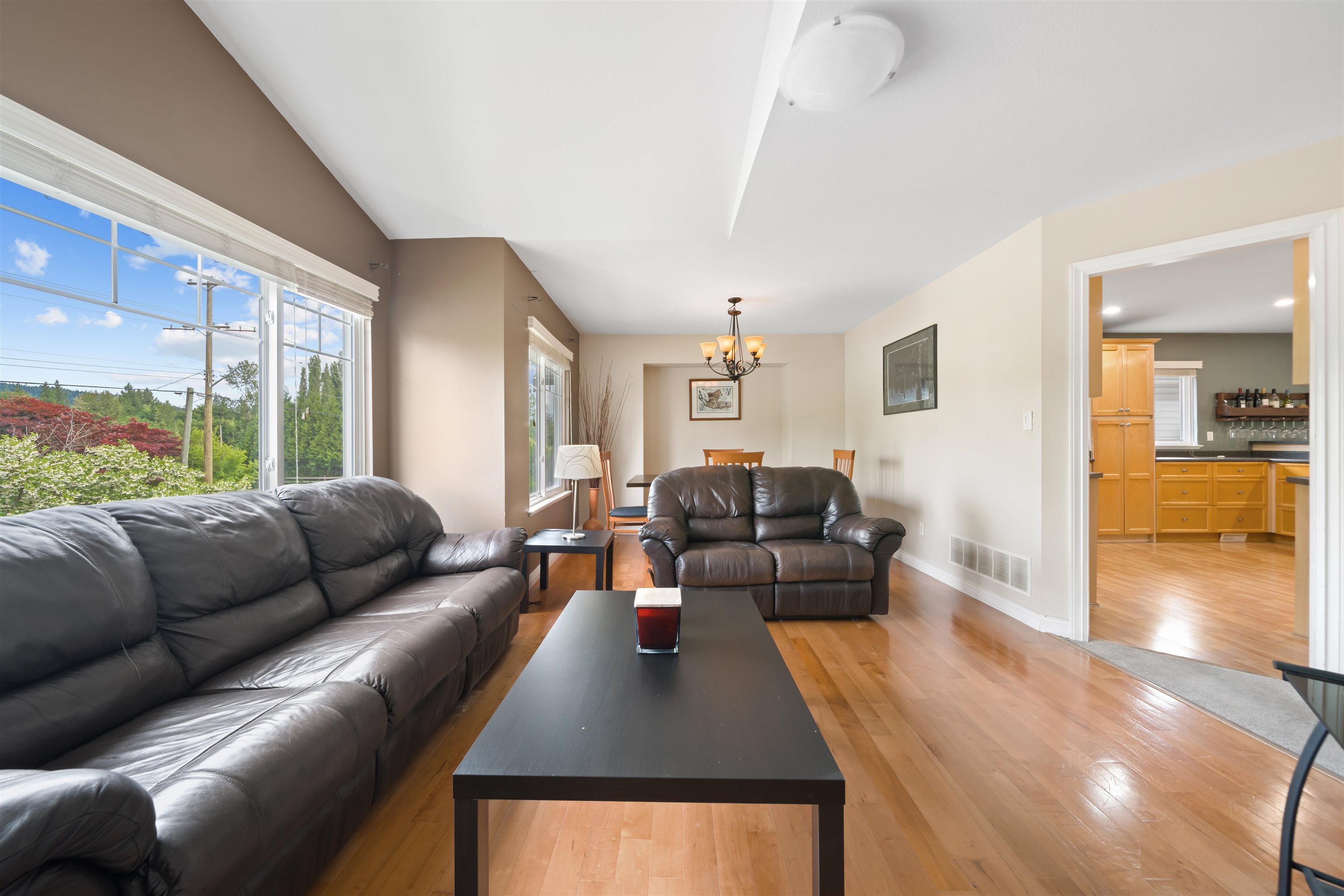 Residential in Maple Ridge 5