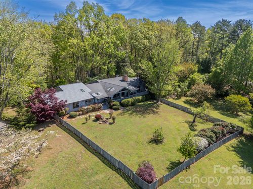 176 Fox Run Ln, Tryon, NC, 28782-6700 | Card Image