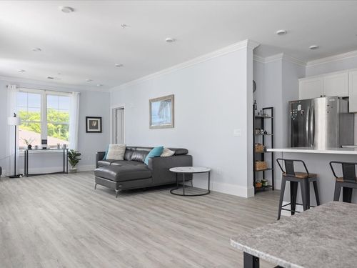 apt-c-17 Clark St, Westerly, RI, 02891-2376 | Card Image