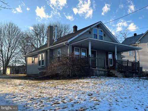 114 S Locke Ave, YEAGERTOWN, PA, 17099-9614 | Card Image