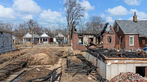 6818 Magnolia Ave, Saint Louis, MO, 63143-2612 | Card Image