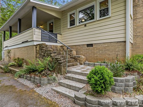 506 Johnston School Rd, Asheville, NC, 28806-9652 | Card Image