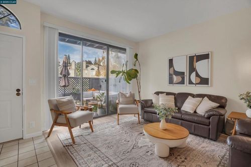 342 Rock Creek Way, Pleasant Hill, CA, 94523-4718 | Card Image