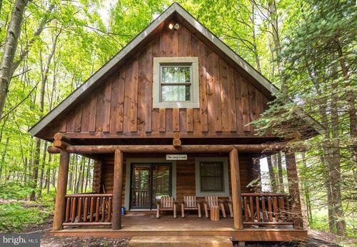 4-45 Village Dr, OAKLAND, MD, 21550-4257 | Card Image