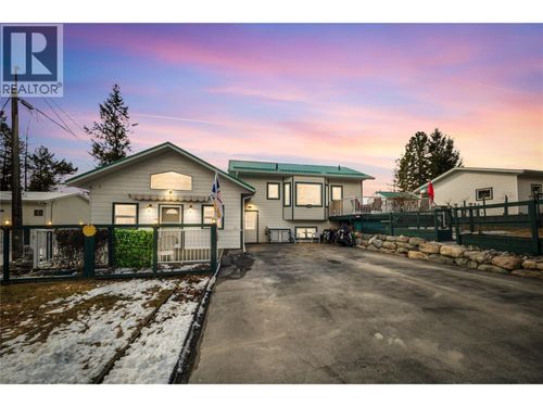 7527 Park Drive West Other, Radium Hot Springs, BC, V0A1M0 | Card Image