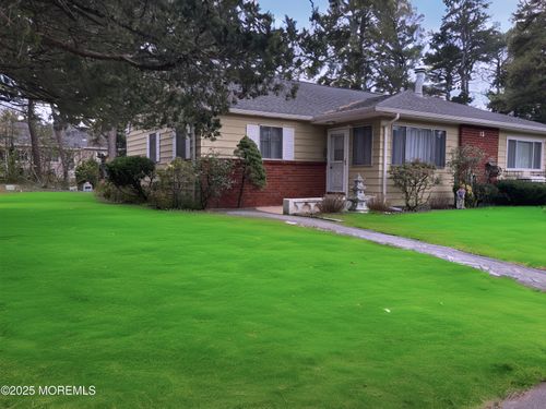 13 Pheasant St, Manchester, NJ, 08759-5102 | Card Image