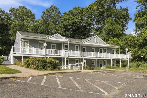 19-19 Hidden Knolls Cir, Monroe, CT, 06468-2719 | Card Image