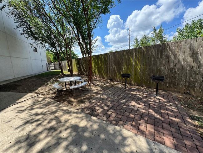 Outdoor Grilling Area | Image 19