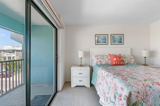 14 - 901 Gulf Dr S, Condo with 2 bedrooms, 2 bathrooms and null parking in Bradenton Beach FL | Image 24