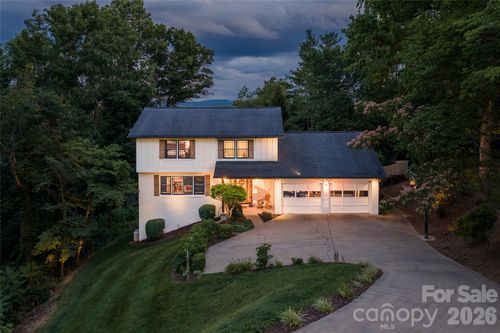 24 Audubon Dr, Asheville, NC, 28804-1202 | Card Image