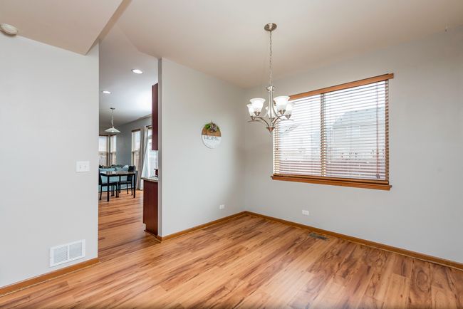 39251 Crofton Ln, House other with 4 bedrooms, 4 bathrooms and 2 parking in Beach Park IL | Image 8