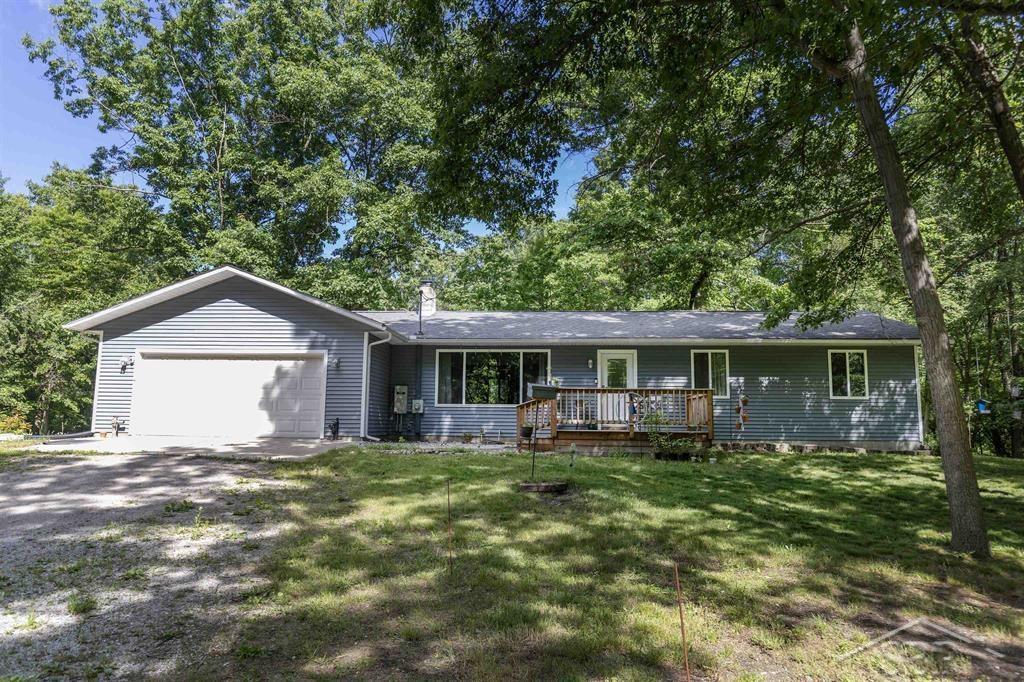 Bradford Rd, Midland, MI 48640