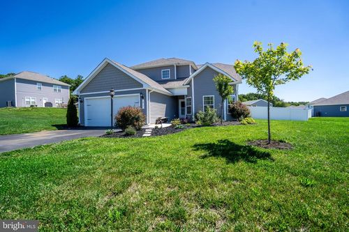 41 Rappahannock Run, FALLING WATERS, WV, 25419-1668 | Card Image