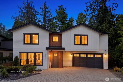 12109 Ne 105th St, Kirkland, WA, 98033-8849 | Card Image