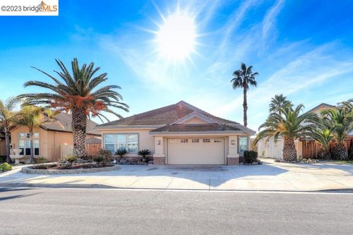 4050 Pier Pt, Discovery Bay, CA, 94505-1111 | Card Image