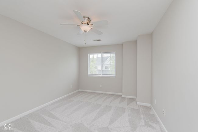 8422 Enclave Blvd, Condo with 2 bedrooms, 3 bathrooms and null parking in Fishers IN | Image 20