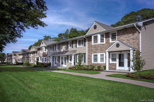 314-314 Tudor Ln, Middle Island, NY, 11953-1366 | Card Image