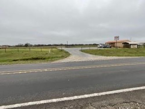 11913 Fm 1696 Rd, Bedias, TX, 77831-5067 | Card Image