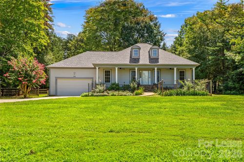 5020 Fox Hollow Dr, Denver, NC, 28037-9402 | Card Image